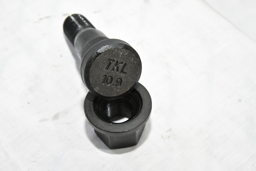 BOULON DE ROUE AVEC ÉCROU